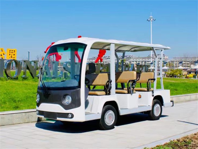 8座電動(dòng)觀光車